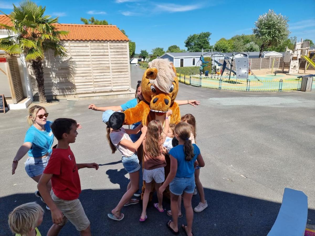 Camping Les Chouans Hotel Saint-Hilaire-de-Riez Exterior foto